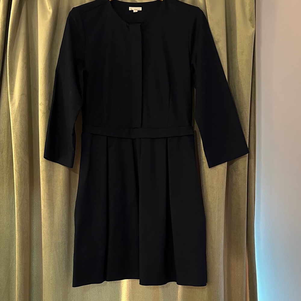 GAP Classic Navy 3/4 Sleeve Dress
